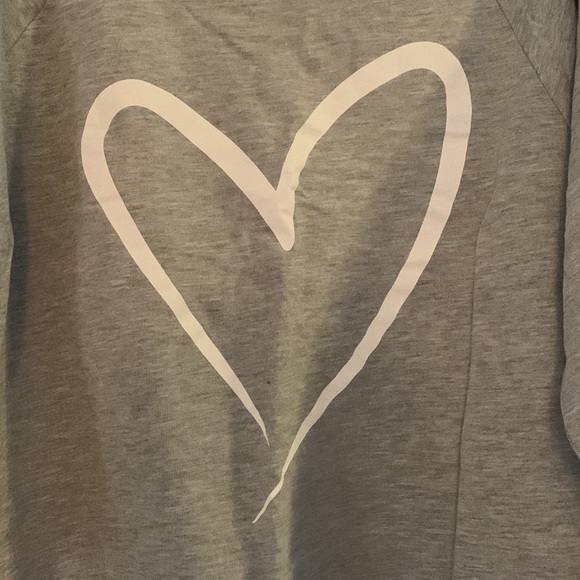 3/4 sleeve slouchy pullover - Picture 2 of 6